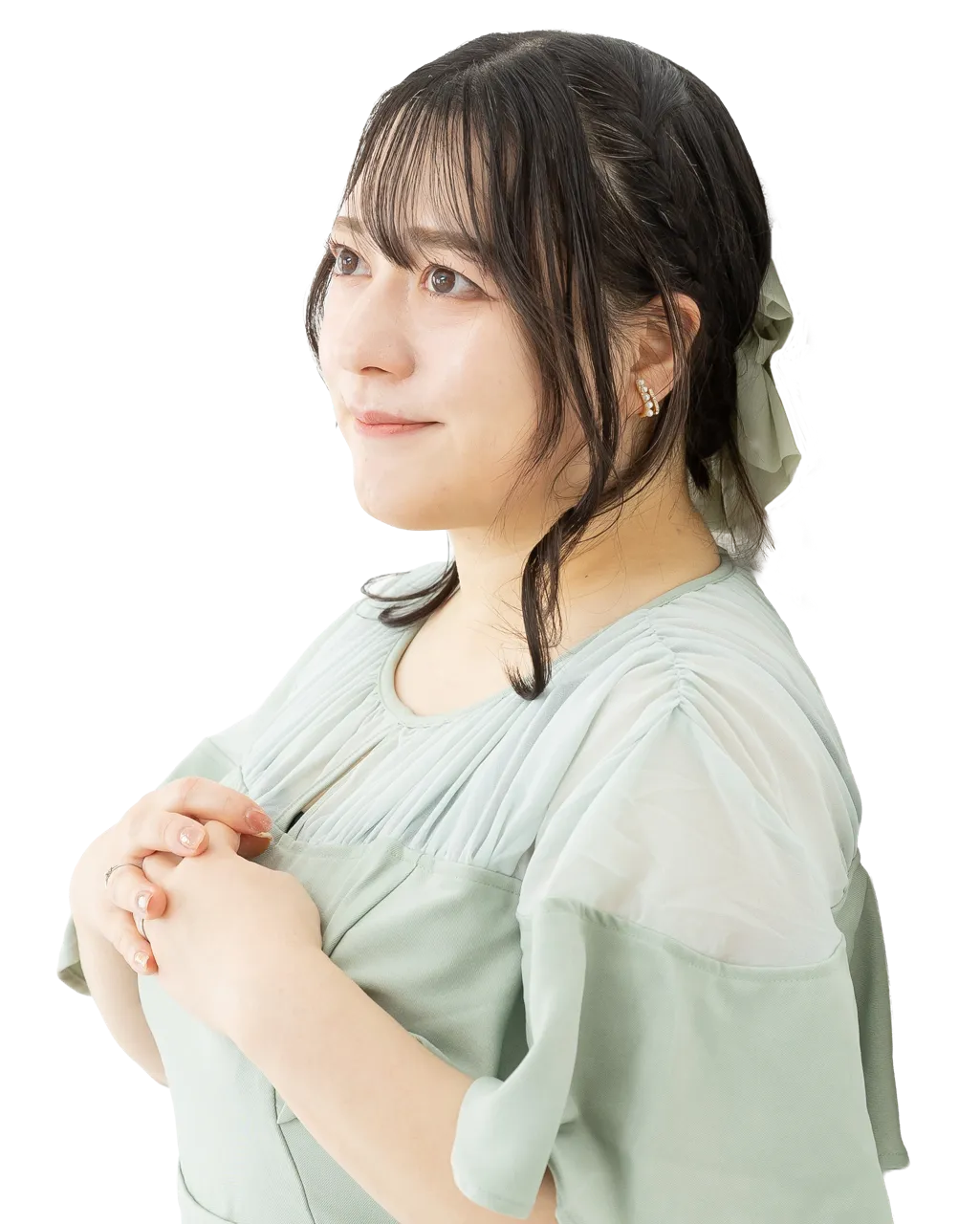 白背景に立つBeauty Japan Venusの女性